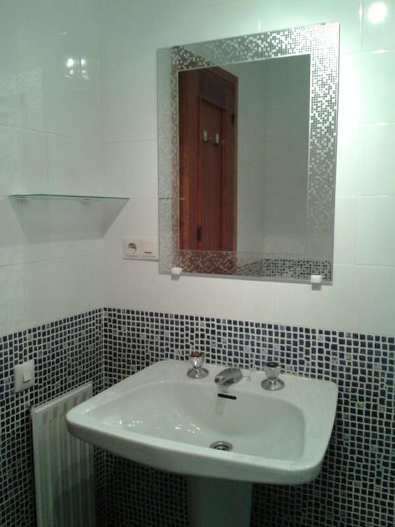 Pension Room Памплона Номер фото